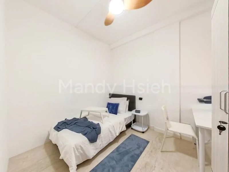 Common Room (Condo) for Rent in Heritage View - Image 10