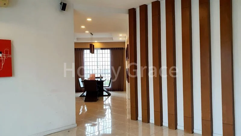 4 Bed Condo for Sale in Elias Green - Image 1