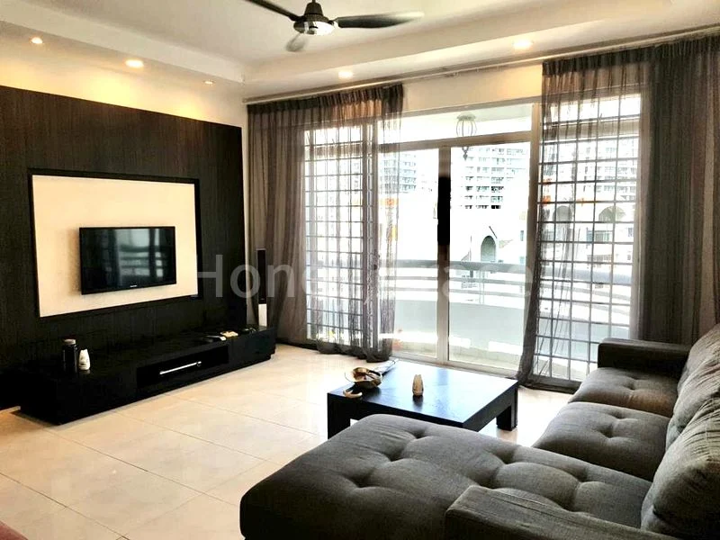 4 Bed Condo for Sale in Elias Green - Image 2