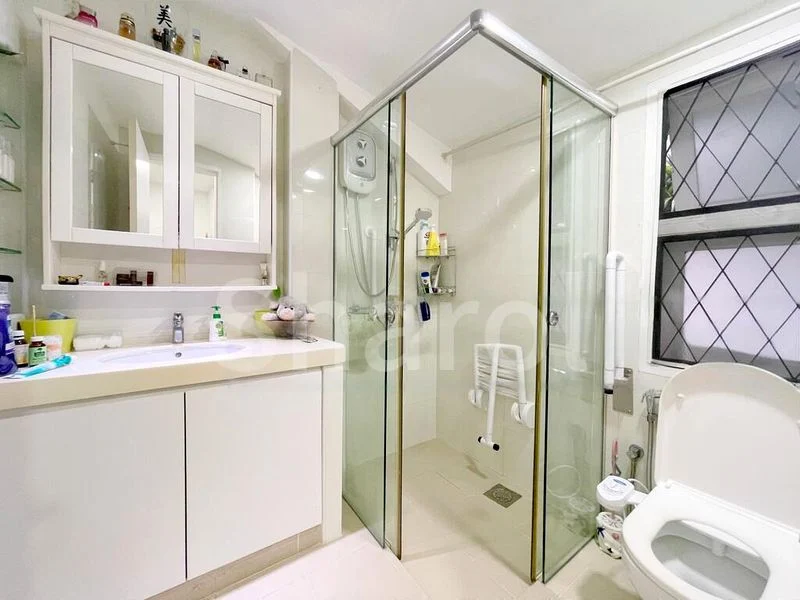 4 Bed Bungalow (Landed) for Sale in  Palm Drive - Image 15