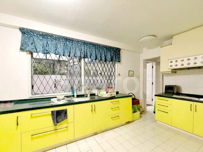 4 Bed Bungalow (Landed) for Sale in  Palm Drive - Image 1