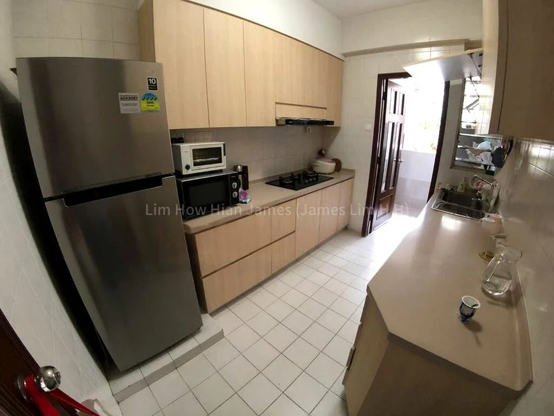 2 Bed Condo for Rent in  Castle Green - Image 4