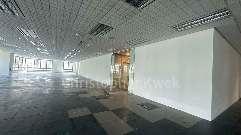Office for Rent: Prudential Tower - Image 3