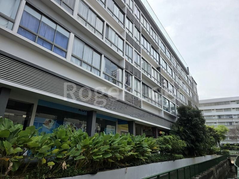 Shop / Shophouse for Rent: Kembangan, Changi Road - Image 2