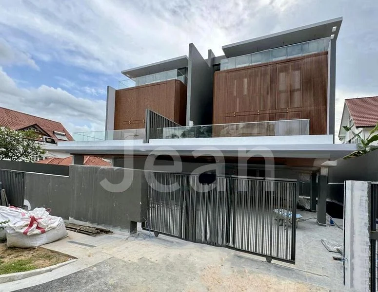 5 Bed Semi-Detached House (Landed) for Sale in  Jalan Berjaya - Image 1