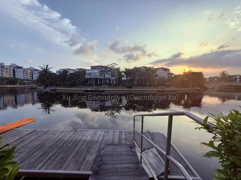 6 Bed Bungalow (Landed) for Rent in  Paradise Island - Image 5