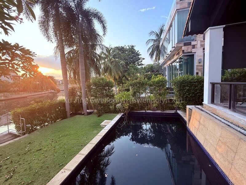 6 Bed Bungalow (Landed) for Rent in  Paradise Island - Image 7