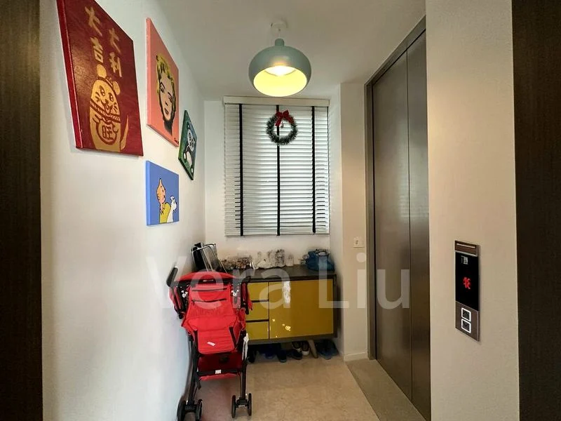 4 Bed Condo for Rent in  Avenue South Residence - Image 4