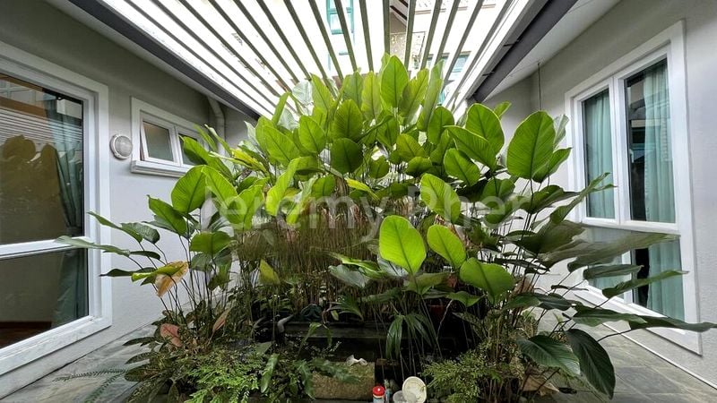 5 Bed Bungalow (Landed) for Sale in  Serangoon Garden Estate - Image 10