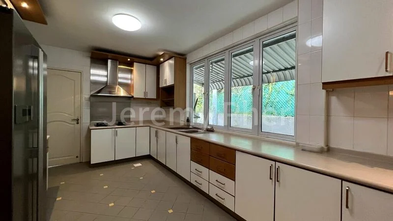 5 Bed Bungalow (Landed) for Sale in  Serangoon Garden Estate - Image 12