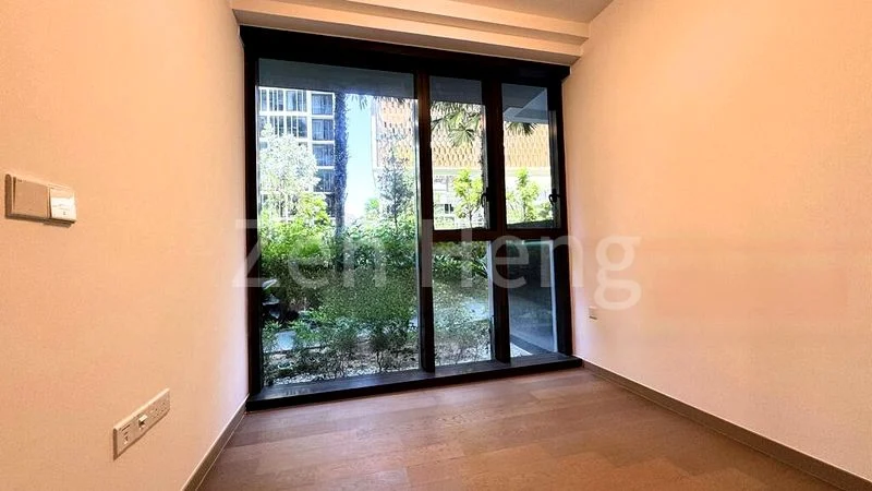 4 Bed Condo for Sale in  Penrose - Image 6