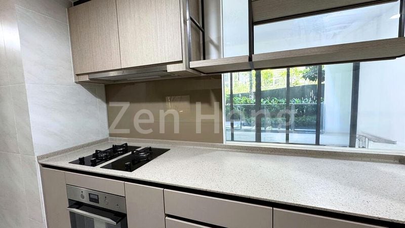 4 Bed Condo for Sale in  Penrose - Image 2