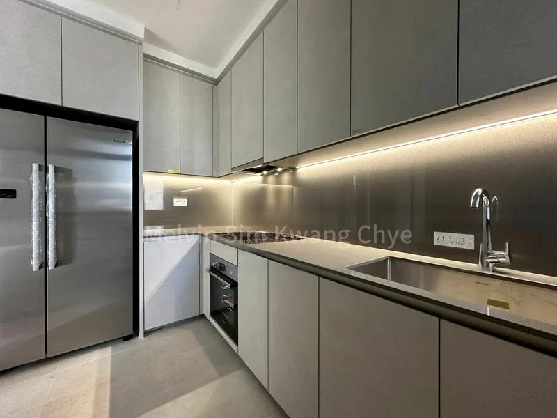 3 Bed Apartment (Condo) for Rent in 35 Gilstead - Image 11