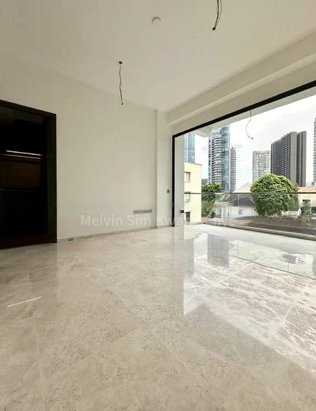 3 Bed Apartment (Condo) for Rent in 35 Gilstead - Image 10