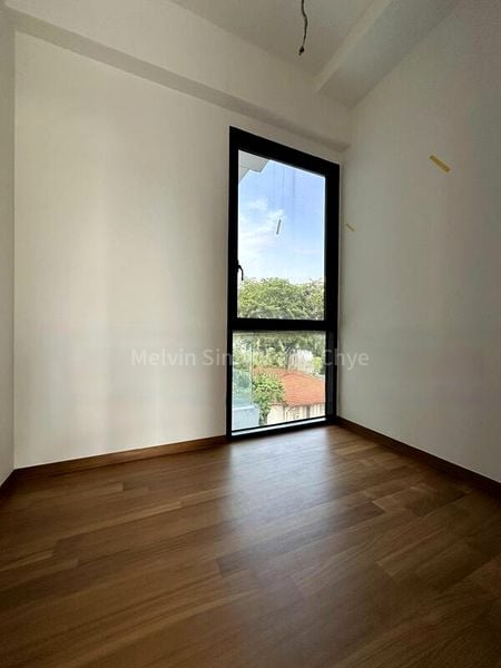 3 Bed Apartment (Condo) for Rent in 35 Gilstead - Image 3