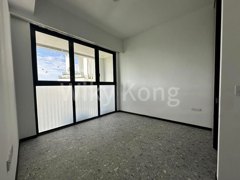 1 Bed Condo for Sale in  One Pearl Bank - Image 3