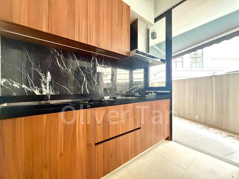 5 Bed Semi-Detached House (Landed) for Rent in  Barker Ville - Image 3