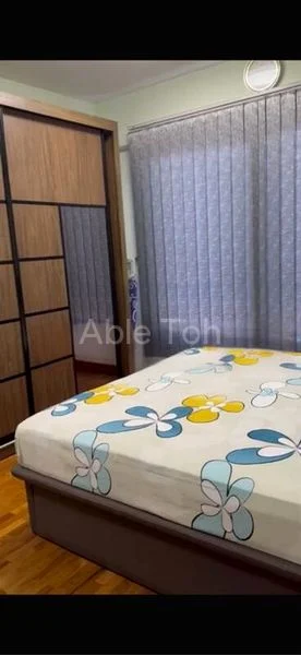 Room (Condo) for Rent in  Northoaks - Image 1