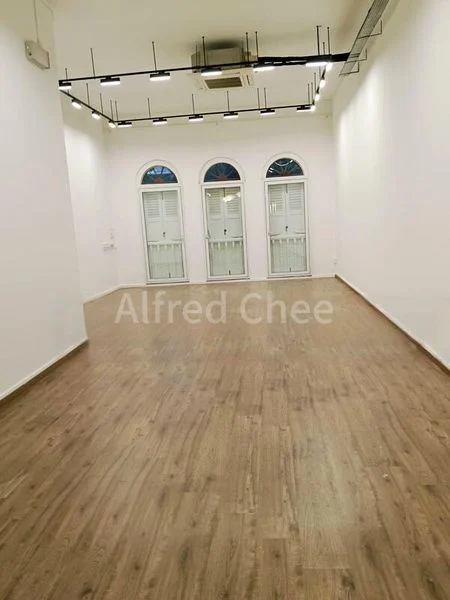 Shop / Shophouse for Rent: Super Prime, Low-Cost 3 Storey Beach Road Shophouse - Image 5