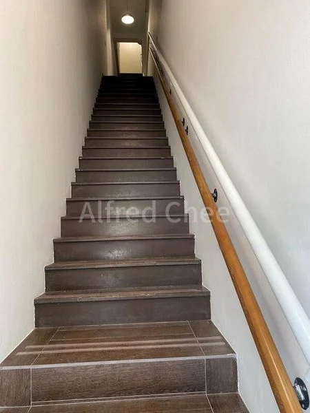 Shop / Shophouse for Rent: Super Prime, Low-Cost 3 Storey Beach Road Shophouse - Image 4