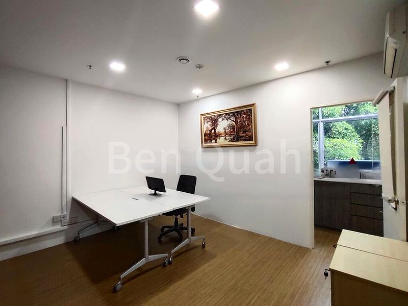 Light Industrial (B1) for Rent in EPL Building - Image 4