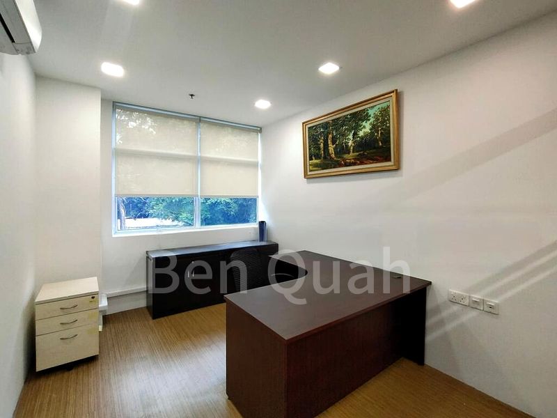 Light Industrial (B1) for Rent in EPL Building - Image 3