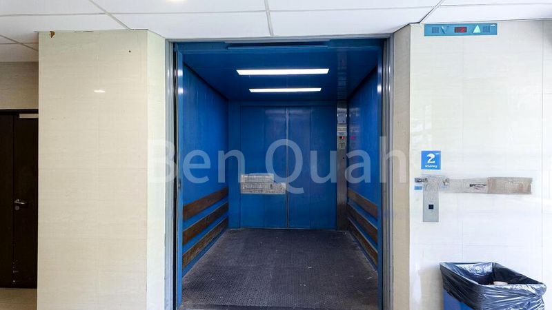 Light Industrial (B1) for Rent in EPL Building - Image 10