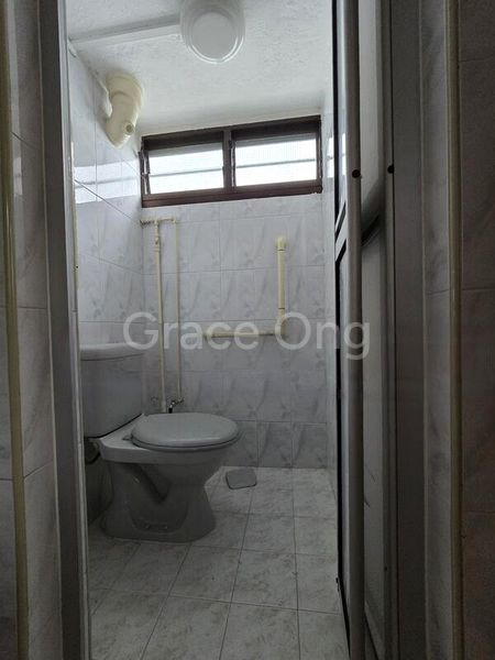 3 Room (3I) HDB for Sale in  13 Holland Drive - Image 7