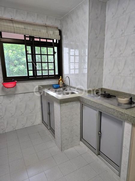 3 Room (3I) HDB for Sale in  13 Holland Drive - Image 3