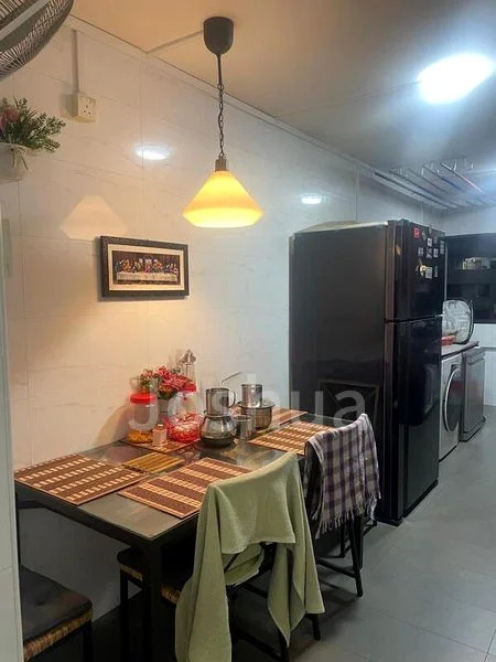 Master Room (HDB) for Rent in  510 Bukit Batok Street 52 - Image 2