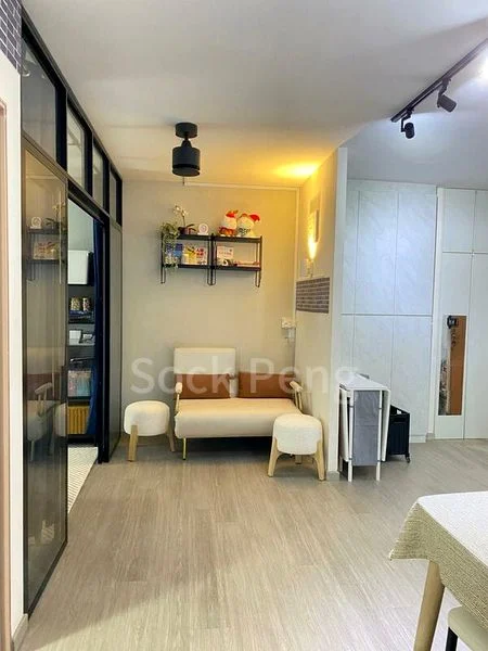 Common Room (HDB) for Rent in  430A Fernvale Link - Image 3