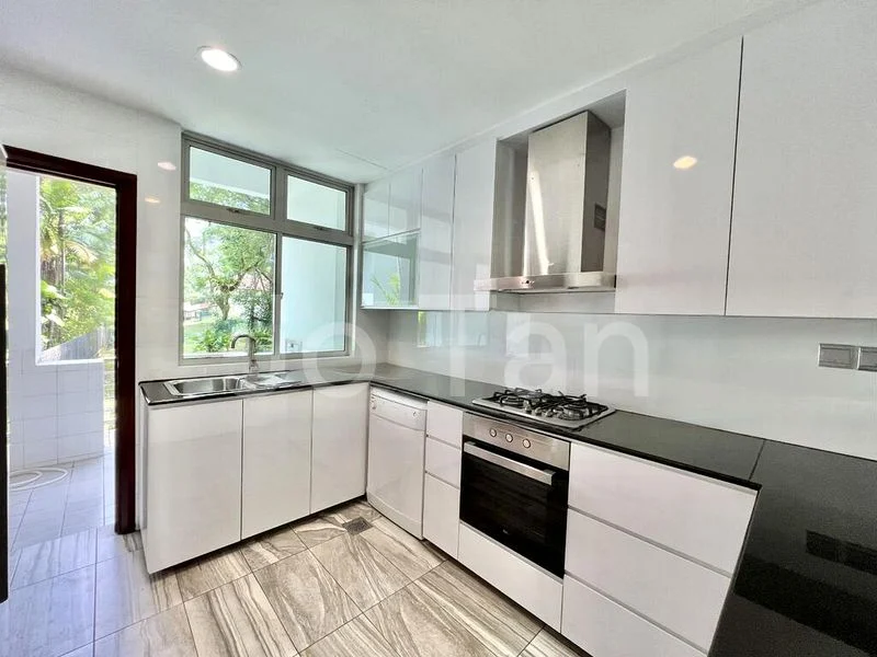 3 Bed Apartment (Condo) for Rent in  Nassim Road - Image 15