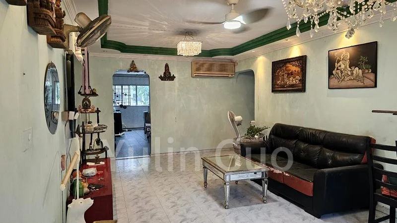 4 Room (4A) HDB for Sale in  341 Bukit Batok Street 34 - Image 1