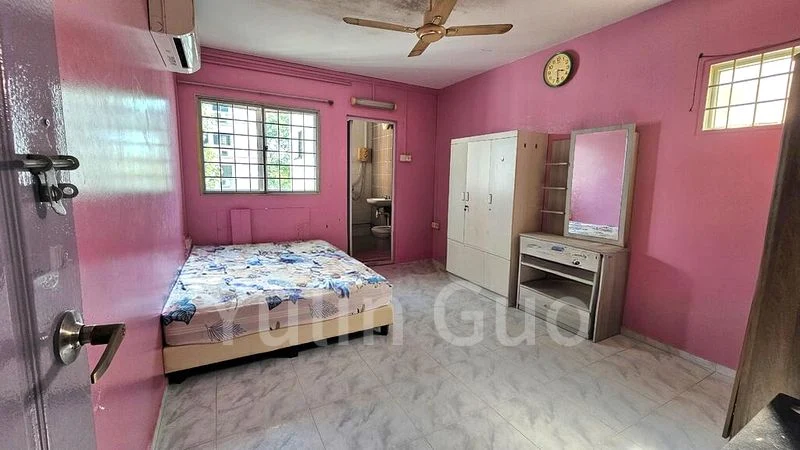 4 Room (4A) HDB for Sale in  341 Bukit Batok Street 34 - Image 5