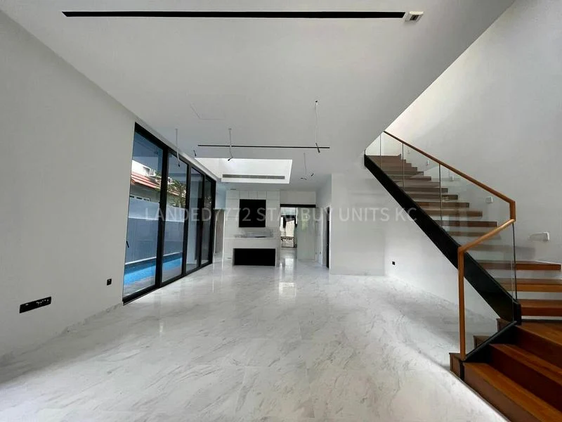 6 Bed Semi-Detached House (Landed) for Sale in  Ang Mo Kio Industrial Park 2 - Image 8