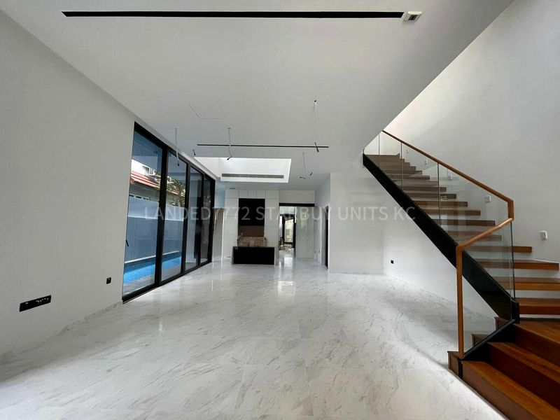 6 Bed Semi-Detached House (Landed) for Sale in  Ang Mo Kio Industrial Park 2 - Image 2