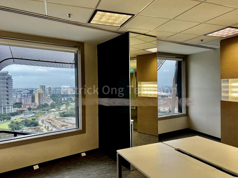 Office for Rent: Centennial Tower - Image 5