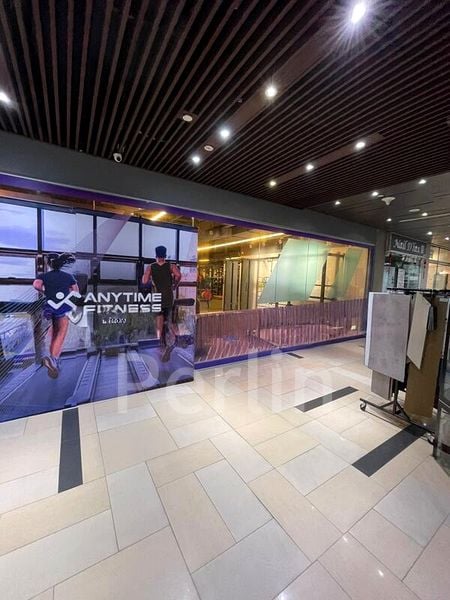 Mall Shop for Sale: East Village - Image 3