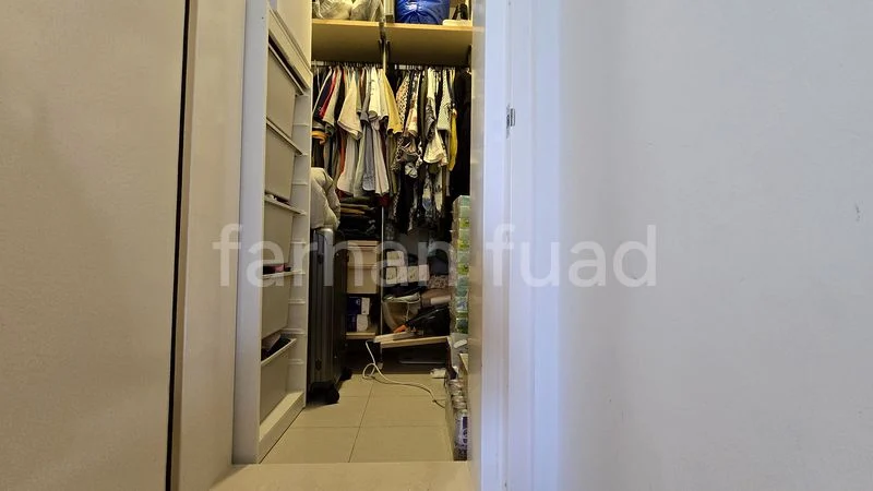 1 Bed Condo for Sale in  Hedges Park Condominium - Image 4