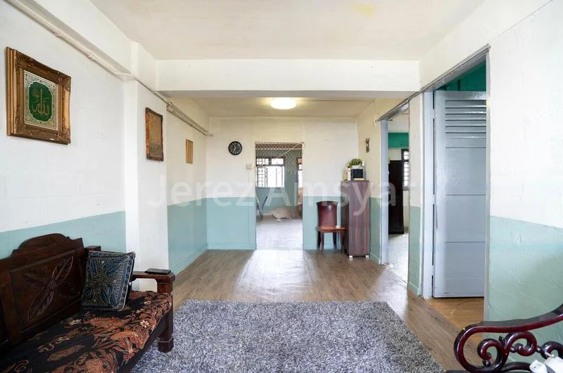 3 Room (3I) HDB for Sale in  41 Sims Drive - Image 1