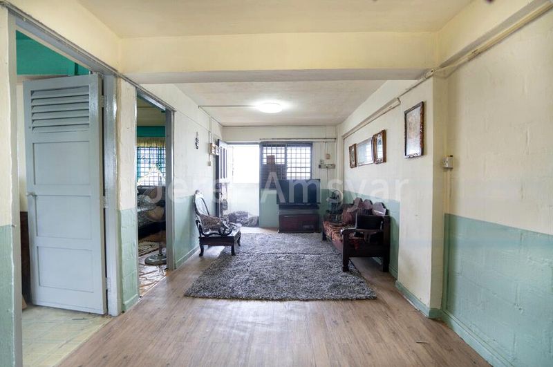 3 Room (3I) HDB for Sale in  41 Sims Drive - Image 4