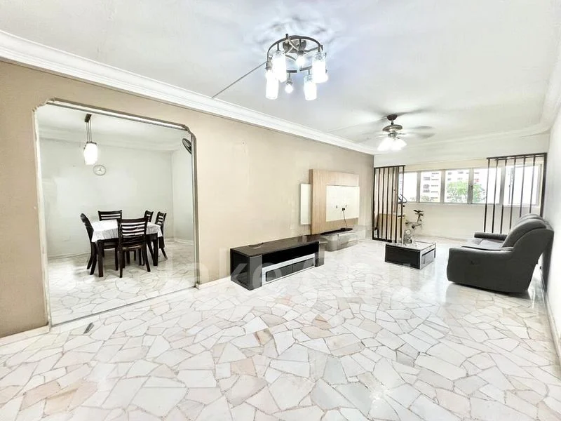 5 Room (5I) HDB for Rent in 343 Choa Chu Kang Loop - Image 2