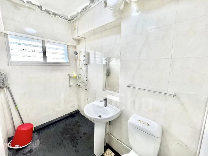 5 Room (5I) HDB for Rent in 343 Choa Chu Kang Loop - Image 11