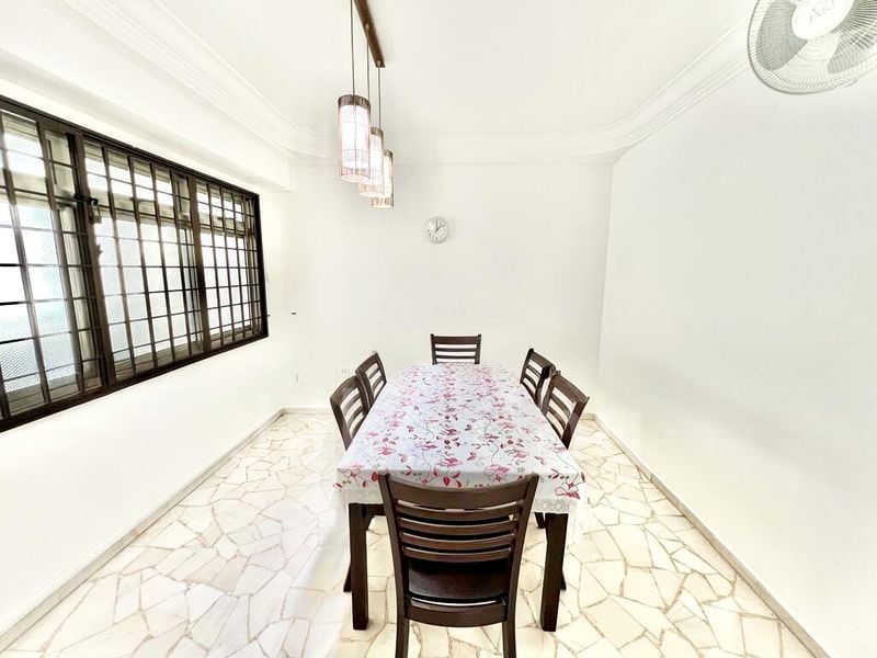 5 Room (5I) HDB for Rent in 343 Choa Chu Kang Loop - Image 5