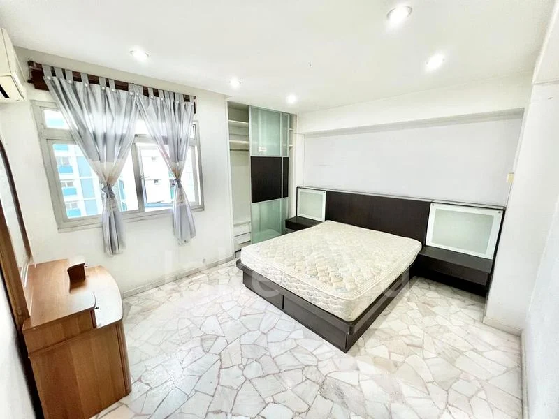 5 Room (5I) HDB for Rent in 343 Choa Chu Kang Loop - Image 17