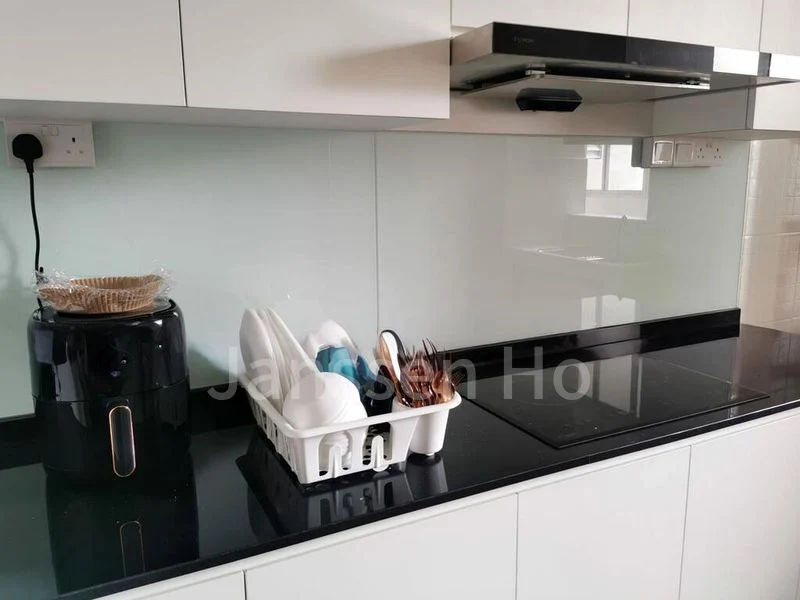 Master Room (Condo) for Rent in  Kum Hing Court - Image 7