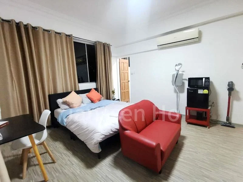 Master Room (Condo) for Rent in  Kum Hing Court - Image 1