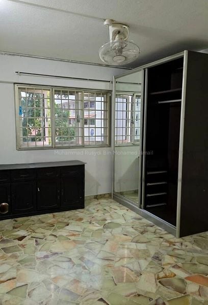 Room (HDB) for Rent in  635 Hougang Avenue 8 - Image 1