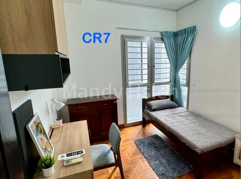 Common Room (Condo) for Rent in The Bayshore - Image 10