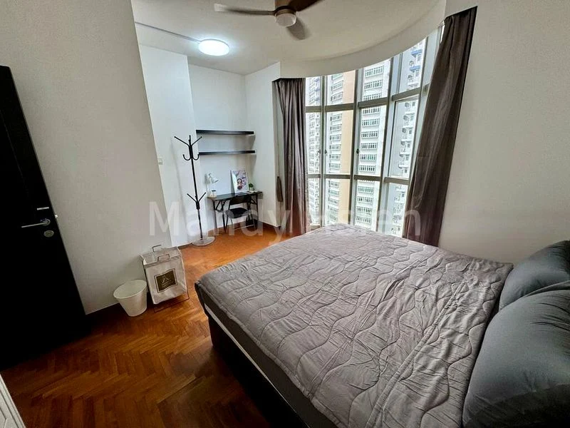 Common Room (Condo) for Rent in The Bayshore - Image 4